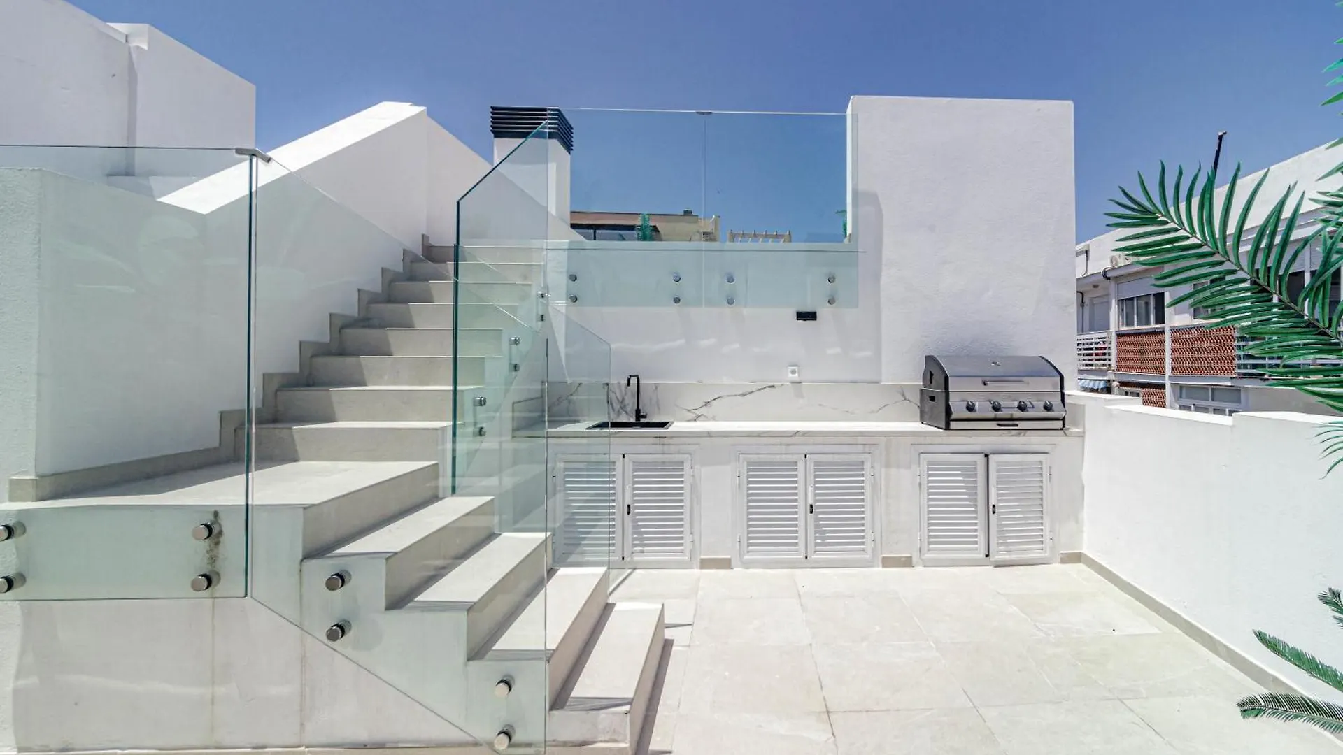 Apartment Le2E- Modern New-Build Flat Near The Beach Estepona