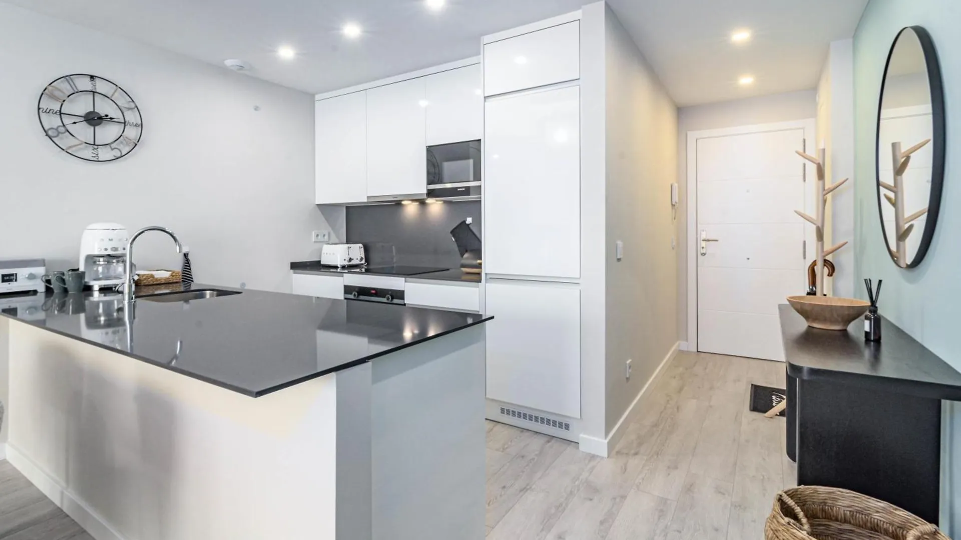 Le2E- Modern New-Build Flat Near The Beach Estepona